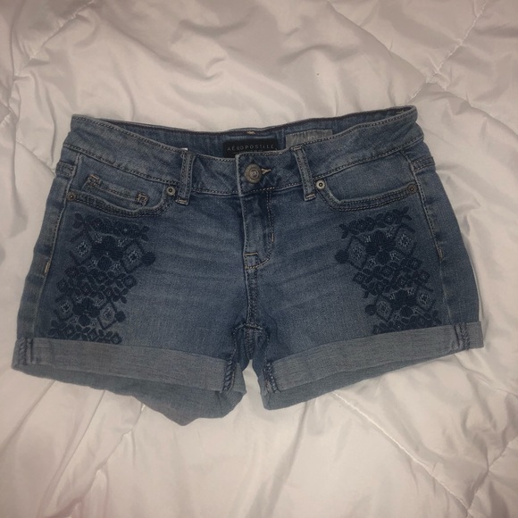 Summer Jean Shorts — Bundle of 4!! ♡ - Picture 2 of 6